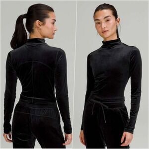Lululemon Velvet Mock Neck Crop Top Black 6 NWOT